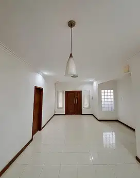Dijual Rumah Nusa Loka BSD Cantik Rapi Siap Huni