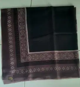 Preloved Hijab segi empat