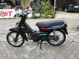 Jialing mirip grand tahun 2000 plat AB Bantul