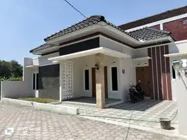 Rumah Siap Huni Timur Pasar Jangkang di Jl Kaliurang KM 12