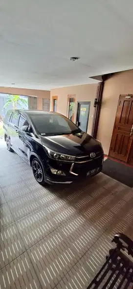 Innova Venturer 2.4 A/T