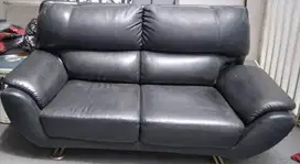 Sofa Bekas warna hitam