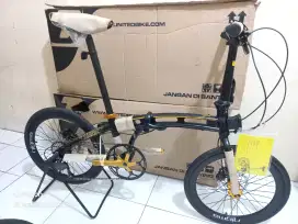 Sepeda lipat United Nigma V baru