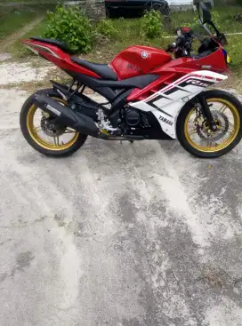 YAMAHA R15  Tahun2015
SS LENGKAP PAjk hidup plat AE Magetan
