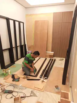 Jasa bikin lemari pakaian backdrop dll.