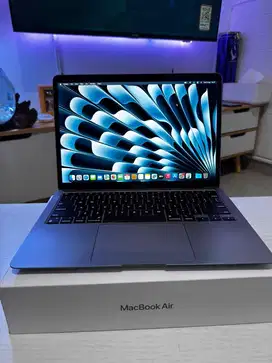 Macbook Air M1 ex Ibox 8/256 GB