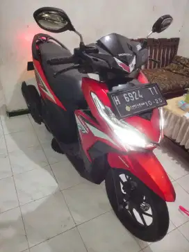 BU.. dijual cepet Honda Vario techno 125 ISS LED 2015 orisinil