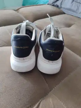 Dijual cepat sepatu Alexander McQueen size 43