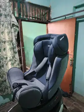 Carseat babydoes esteem 8514