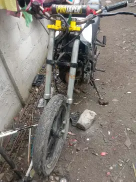 Minerva 150 MX  jual ss komplit lokasi central Cilebut No3
