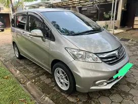 Honda Freed 2014 Bensin