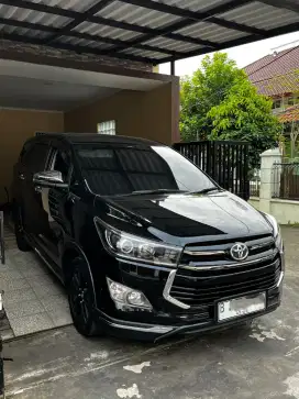Venturer 2.4 AT KM Low 2018 Diesel