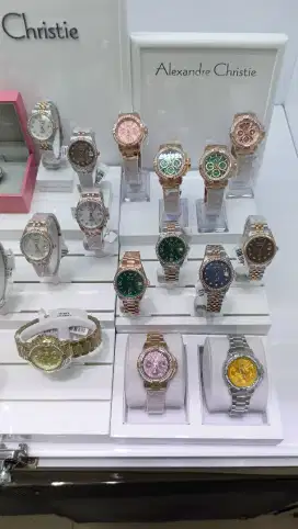 Kredit jam tangan branded ORI dan bergaransi by homecredit tanpa DP