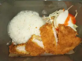 Hainan Chicken Katsu & salad
