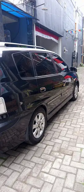 Kia Carens II 2006 Bensin