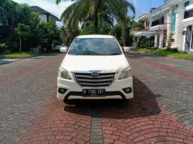 DP 10JT Innova G Luxury AT 2015