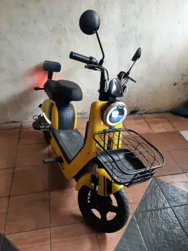 Sepeda Listrik Genio