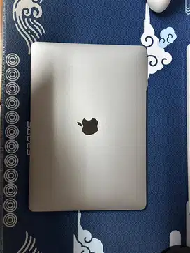 Macbook Air M1 256 GB / 8 GB Space Grey Like New