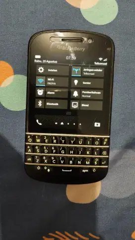 Blackberry Q10 Istimewa