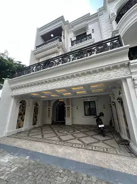 Dijual Rumah Cluster American Classic Rooftop Jagakarsa Jaksel