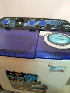 Dijual mesin cuci 2 tabung merk Sharp