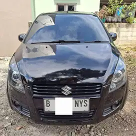 Suzuki Splash 1.300 cc Hatchback warna Hitam Manual