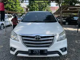 TOYOTA KIJANG INNOVA 2015