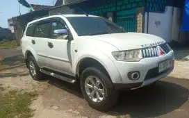 Dijual Pajero sport exceed 2012 surat lengkap pajk hidup plat s Tuban