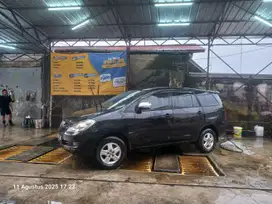 Toyota Kijang Innova 2007 Bensin