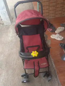 Stroller bayi bekas