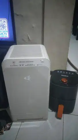 Air Purifier Daikin, fungsi normal, unit mulus, baru pakai bbrp bulan