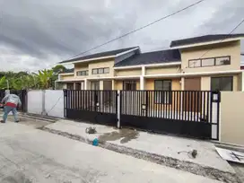 Dijual rumah baru murah tengah kota lokasi Jl. Kulim - Pekanbaru