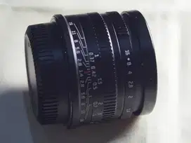 7Artisans 35mm/F1.4 APS-C Lens