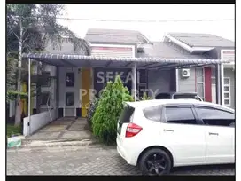 Dijual rumah cluster di Jl. Delima (Kings Park)/ Panam