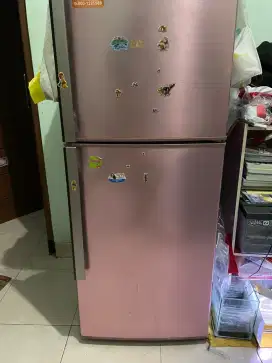 Tawarkan Barkas Kulkas Freezer Showcase sekon anda siap tuku