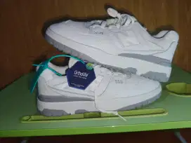 SEPATU NB NEW BALANCE PUTIH