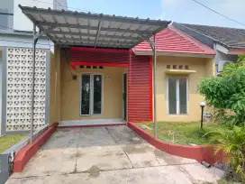 Dikontrakan Rumah Di Cluster Robina Village