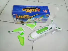 Mainan Anak Pesawat Batre