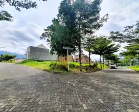 DI JUAL KOST EMERALD 2 MENIT DARI KAMPUS UIN FAKULTAS KEDOKTERAN DAU