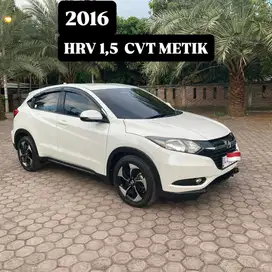 HONDA HRV METIK 2017 BISA KREDIT DP 30JT BISA TUKAR TAMBAH