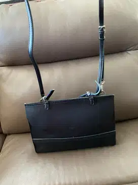Tas wanita guess