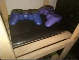 PS3 super slim 1 TB dan 2 stik