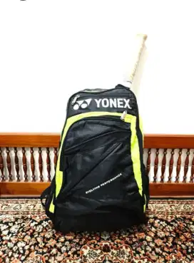 Tas raket tenis yonex