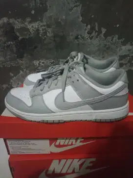 Nike dunk low retro UK 42,5