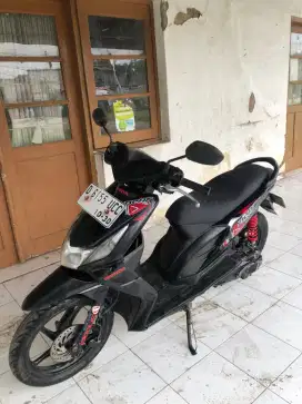 Honda Beat karbu tahun 2010 pjk isi panjang
