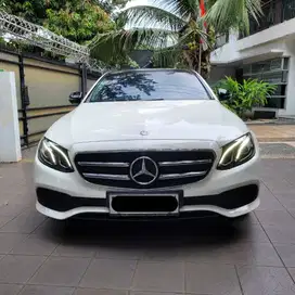 Mercedes Benz E300 AT 2016