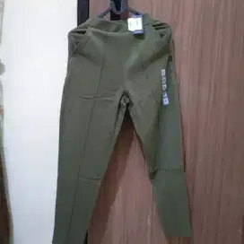 Celana merk HUSH PUPPIES 100% ORI SIZE S