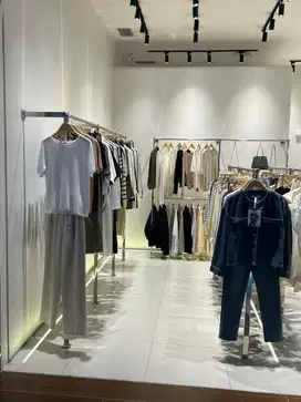 Dibutuhkan kepala toko untuk toko baju grosir di tanah abang