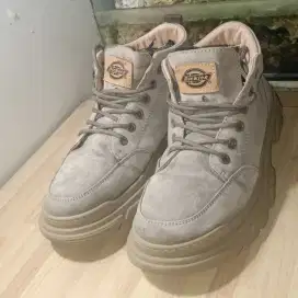 Sepatu second brand Dickies