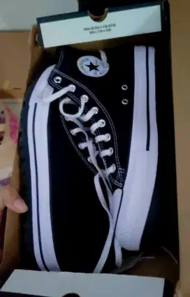 Sepatu converse original